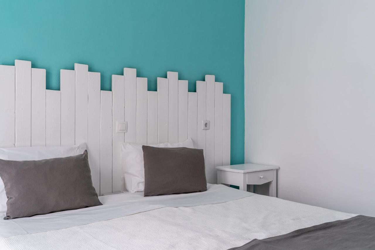 Ikaros Aparthotel Karterados  Exteriör bild