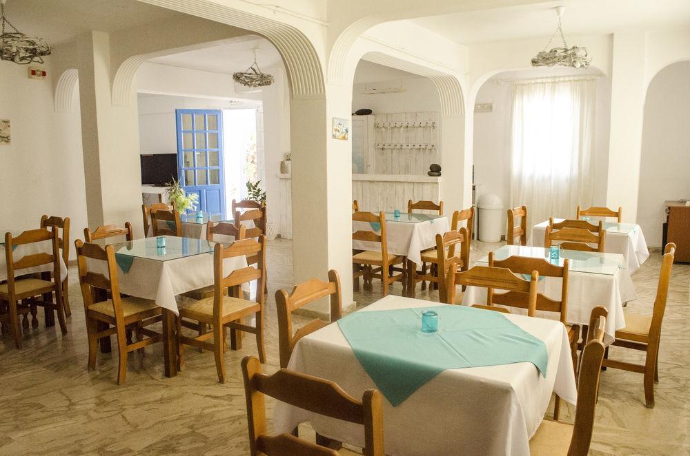 Ikaros Aparthotel Karterados  Exteriör bild